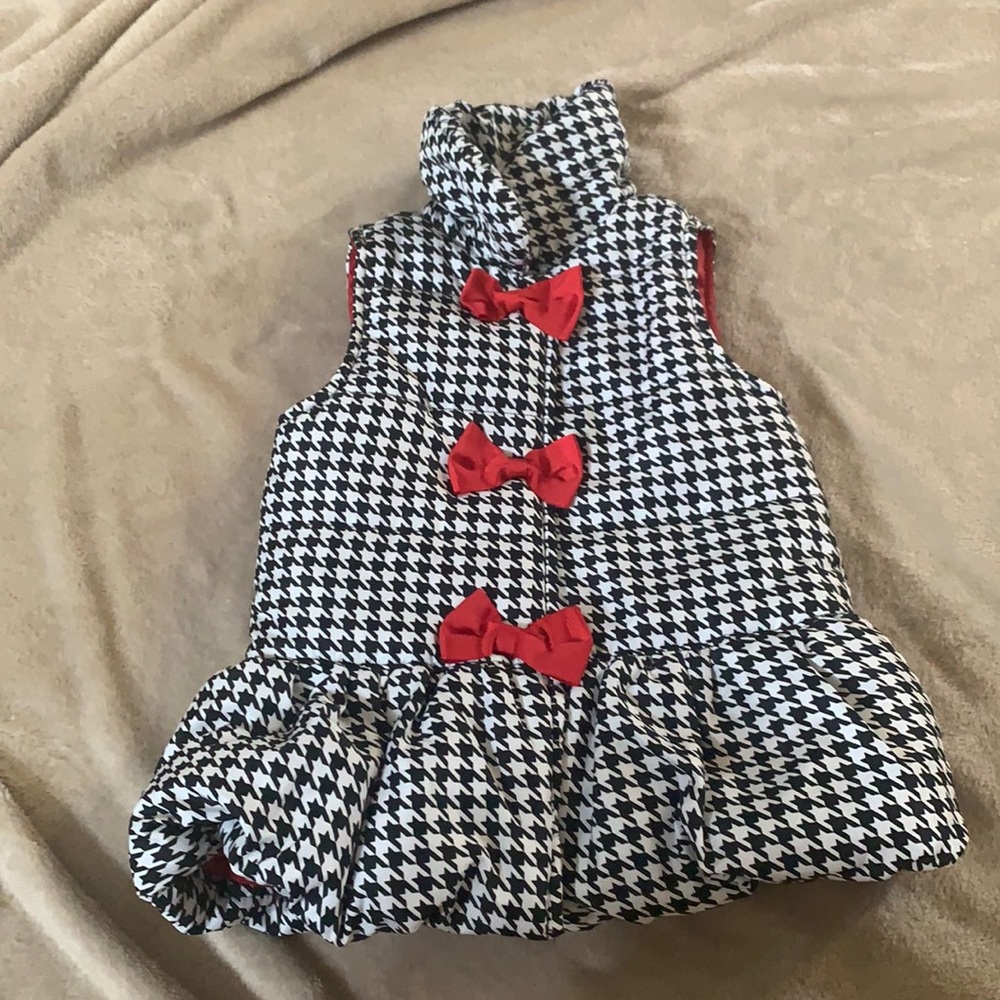Pretty printed vest